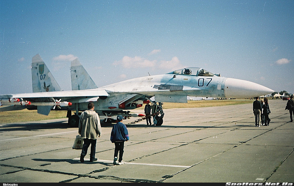 Su-27 bort 07 06